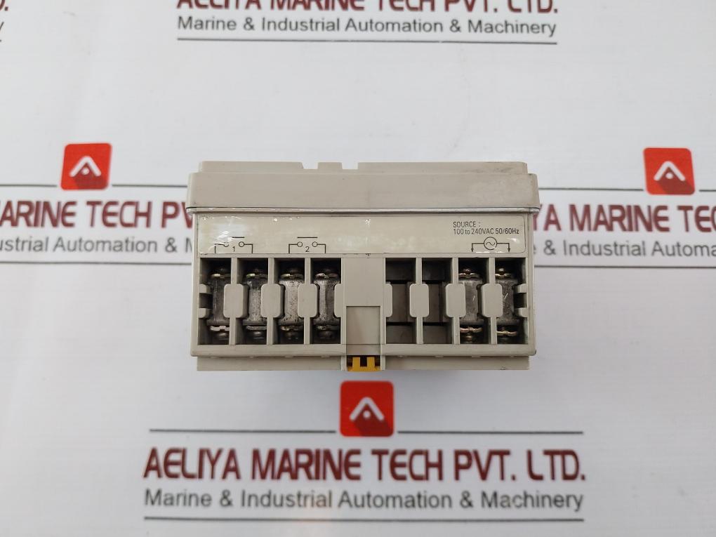 Omron H5L-a Time Switch 12A 250Vac 10A 250 Vac 50/60Hz 4584L