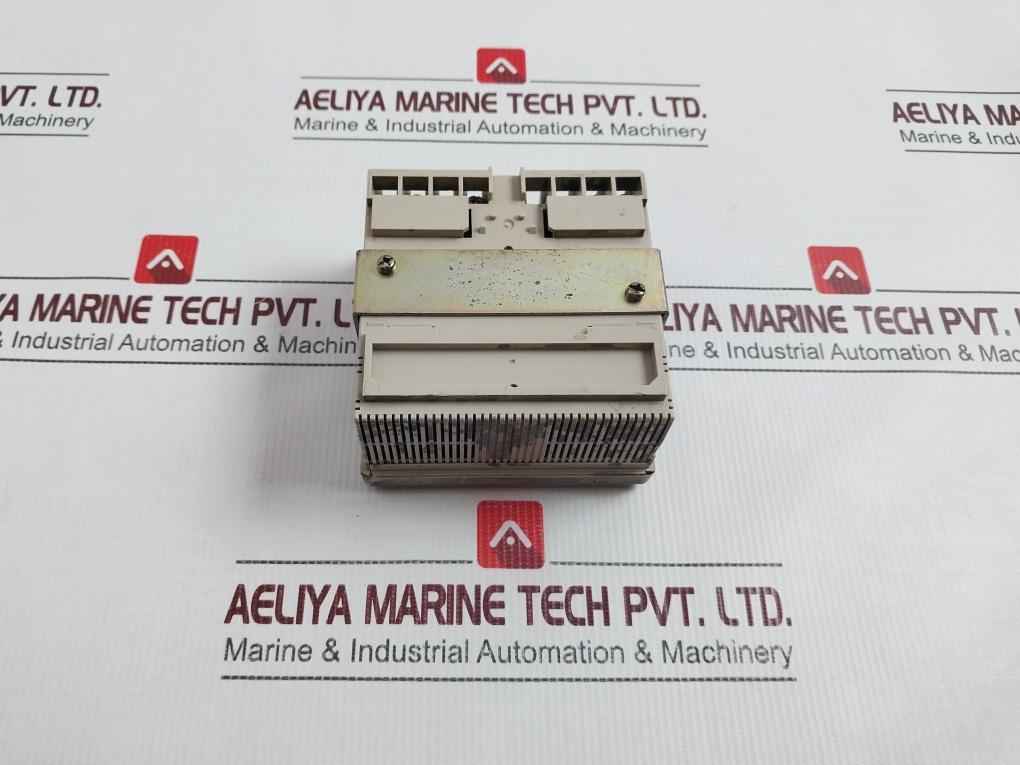 Omron H5L-a Time Switch 15A 125Vac Resistive Load 50/60Hz