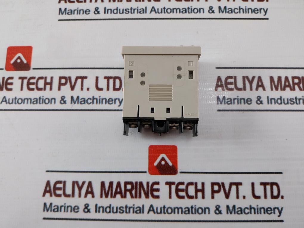 Omron H7Et-n Time Counter