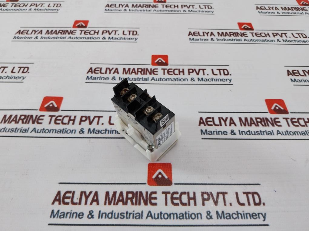 Omron H7Et-n Time Counter