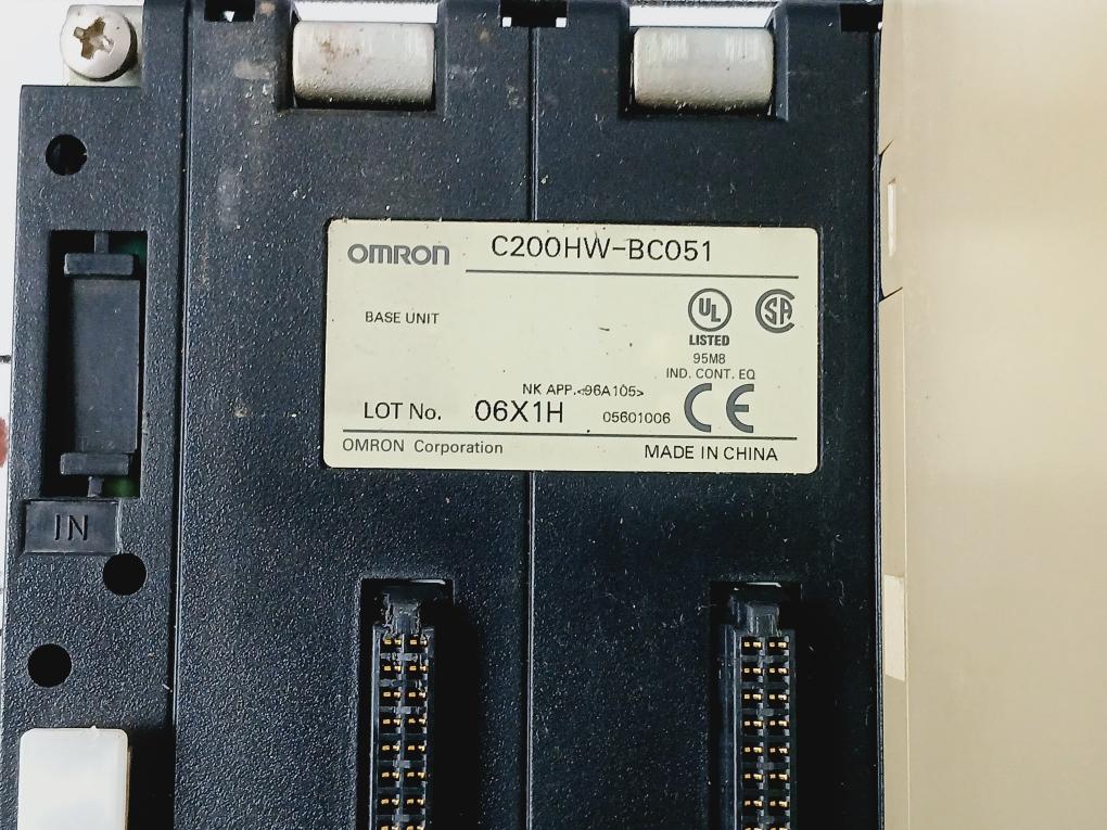 Omron Id212,0c222,c200he-cpu11,c200hw-pa204r Programmable Controller