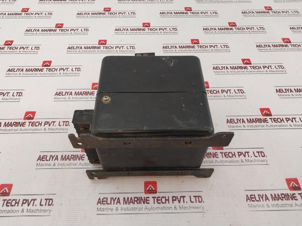 Omron K2wr-r-s5u Reverses Power Relay 100/110/200/220 Vac 5a 50/60Hz