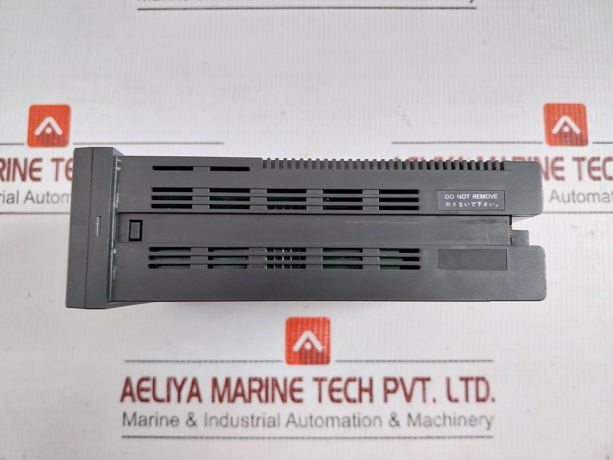 Digital Panel Meter 50/60 Hz 100–240 Vac Omron K3Tx-ad21A-c2