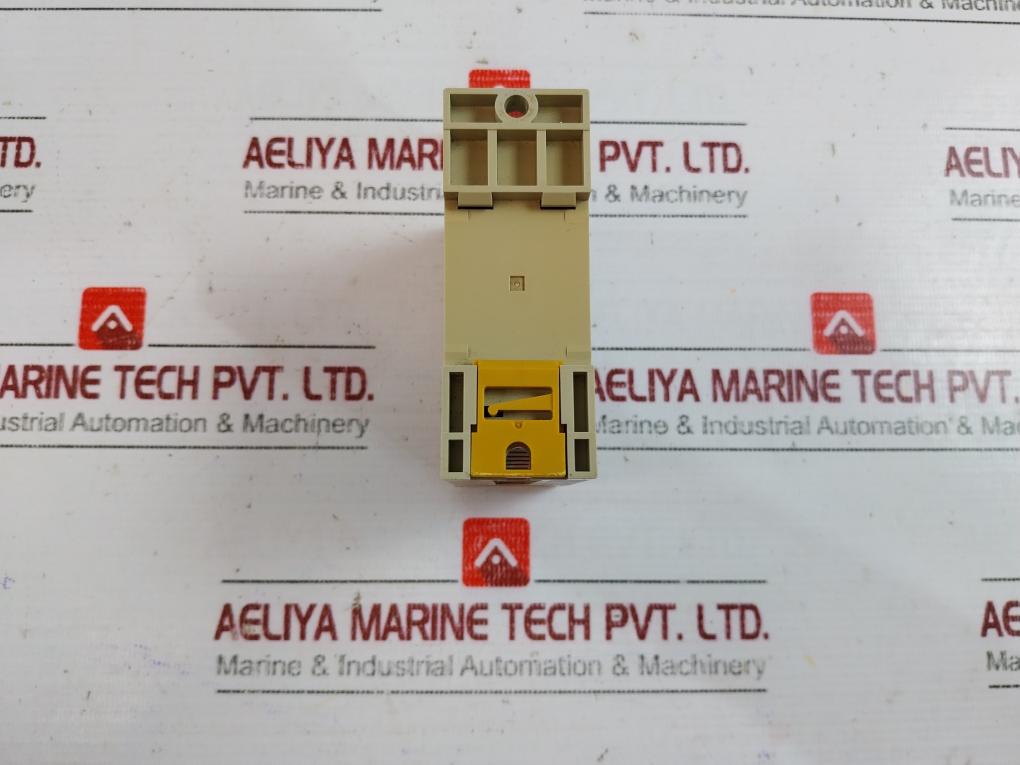 Omron K3sc-10 Interface Converter 24vac/dc 50/60hz 3va/w