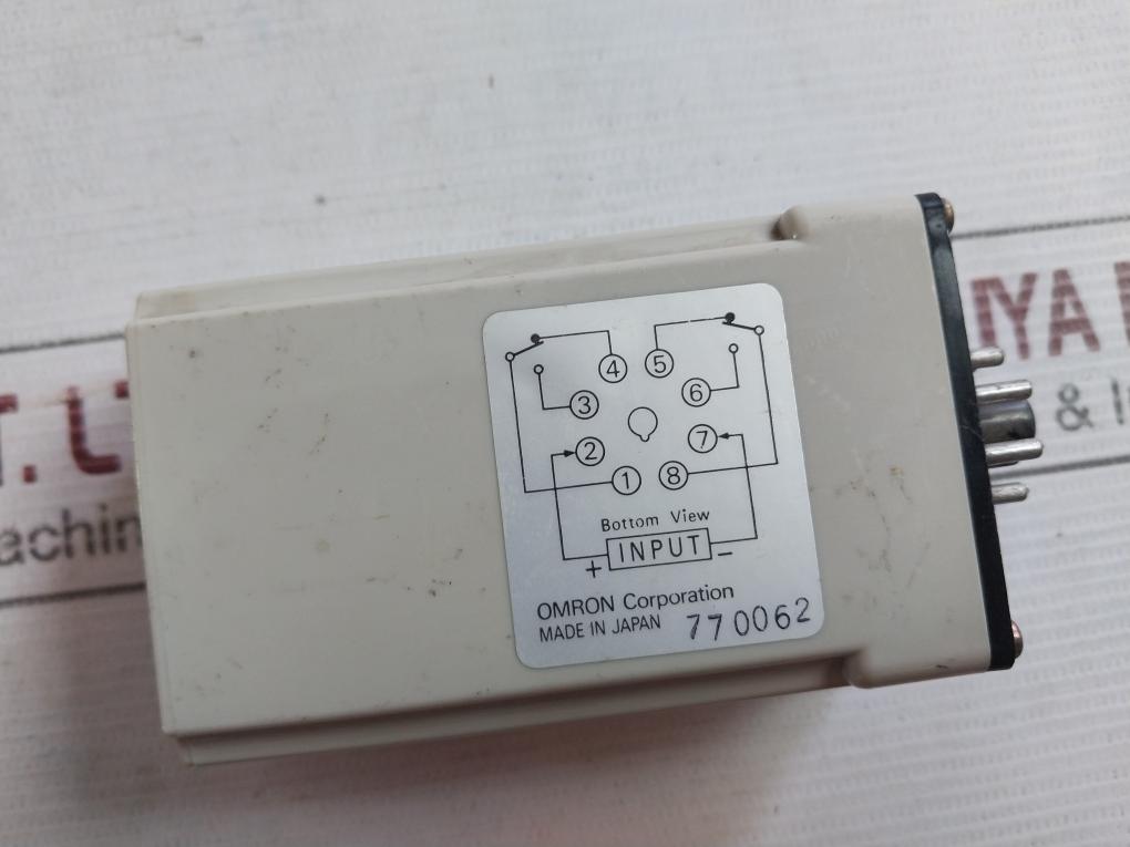 Omron Lg2-db Voltage Sensor 24Vdc 770062