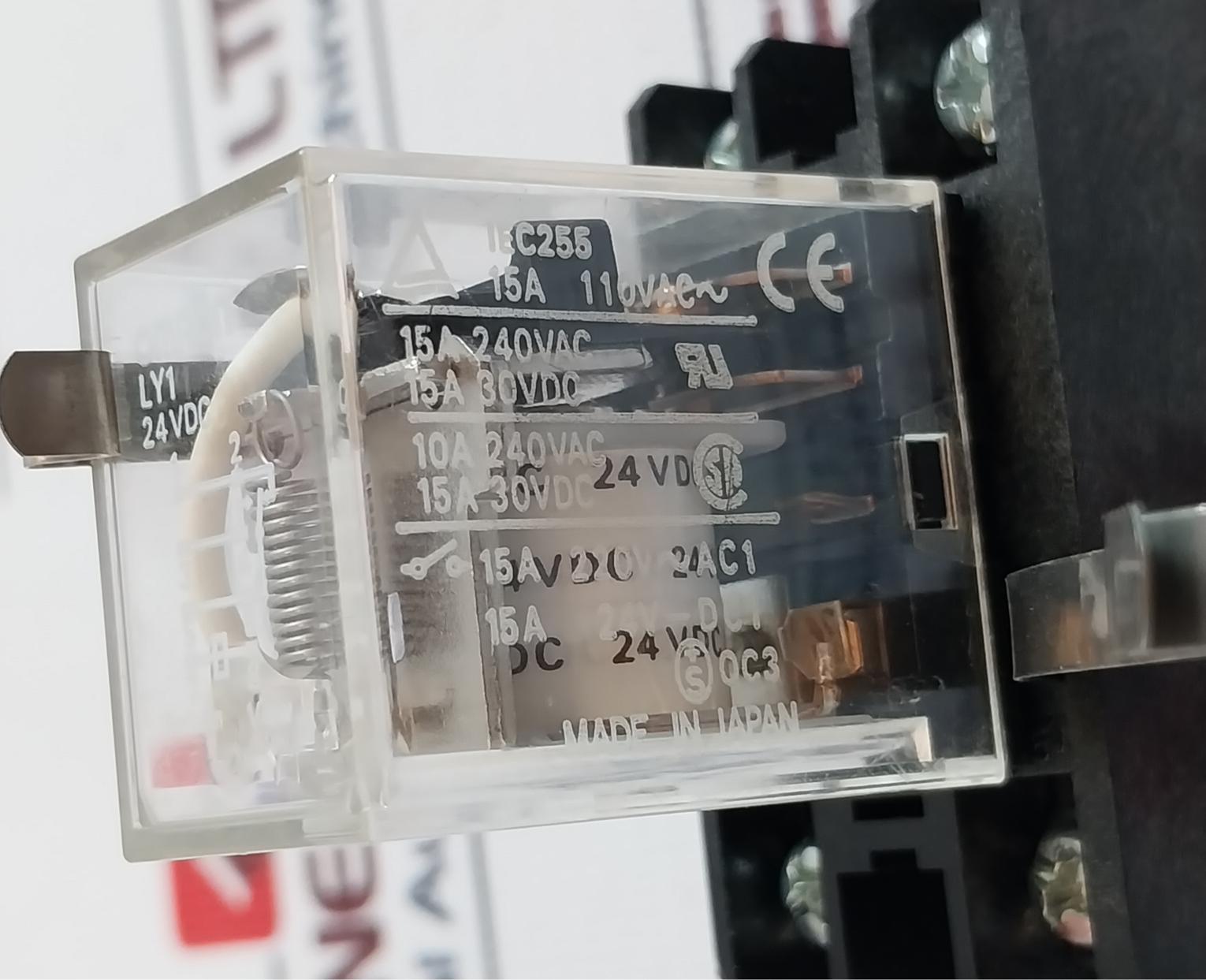 Omron Ly1 Relay With Base 15a 240vac