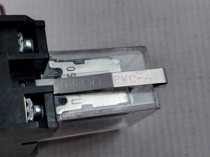 Omron Ly2-d Power Relay With Base 10A 250Vac~