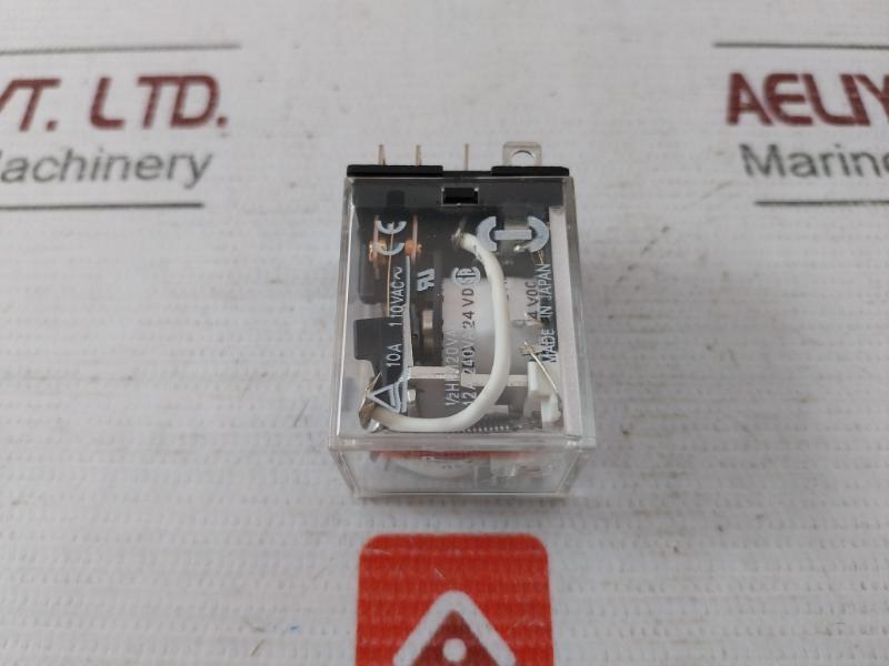 Lot of 2X OMRON LY2N-D2 General Purpose Relays 24VDC 1/2HP 120VAC DC24
