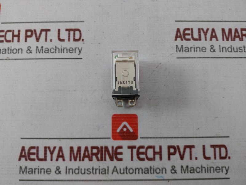 Lot of 2X OMRON LY2N-D2 General Purpose Relays 24VDC 1/2HP 120VAC DC24