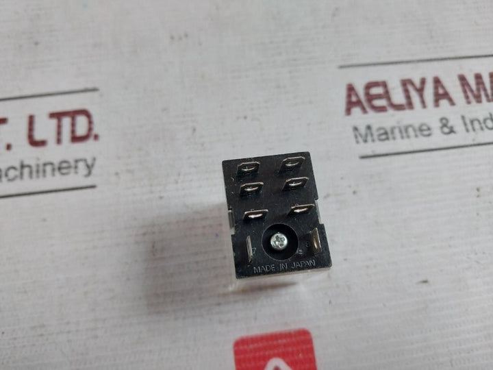Lot of 2X Omron LY2N-D2 Relay 24VDC 10A 110VAC 1/2HP 120VAC 12A 240VAC