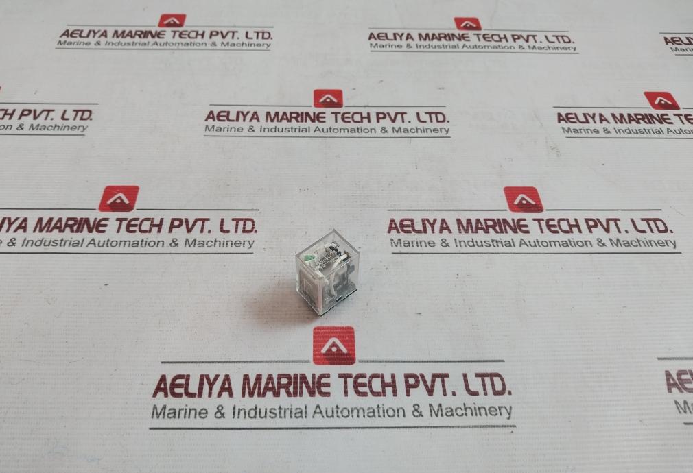 Lot Of 2X Omron Ly2N-d2 Relay 24Vdc 10A 110Vac 1/2Hp 120Vac 12A 240Vac