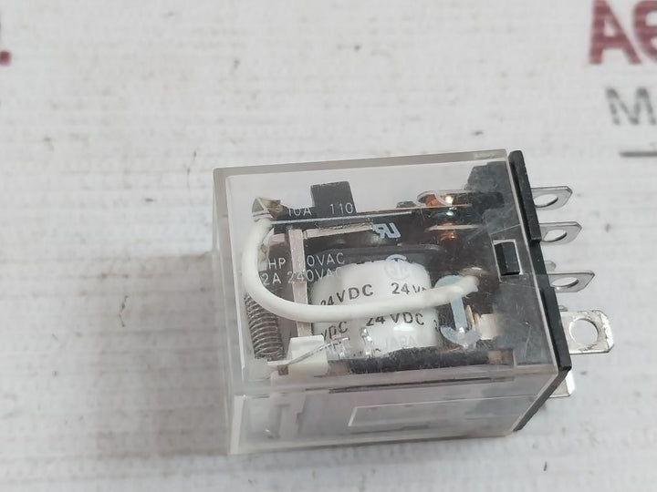 Lot of 2X Omron LY2N-D2 Relay 24VDC 10A 110VAC 1/2HP 120VAC 12A 240VAC