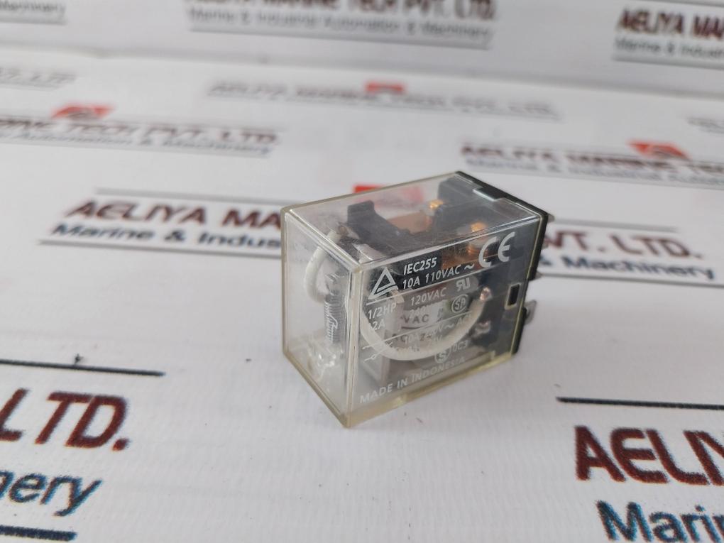 Omron LY2 Relay 10A 24VAC