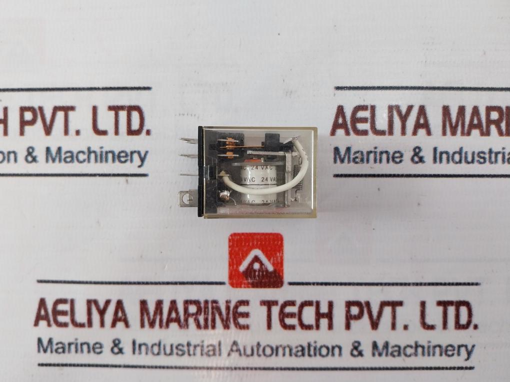 Omron LY2 Relay 10A 24VAC