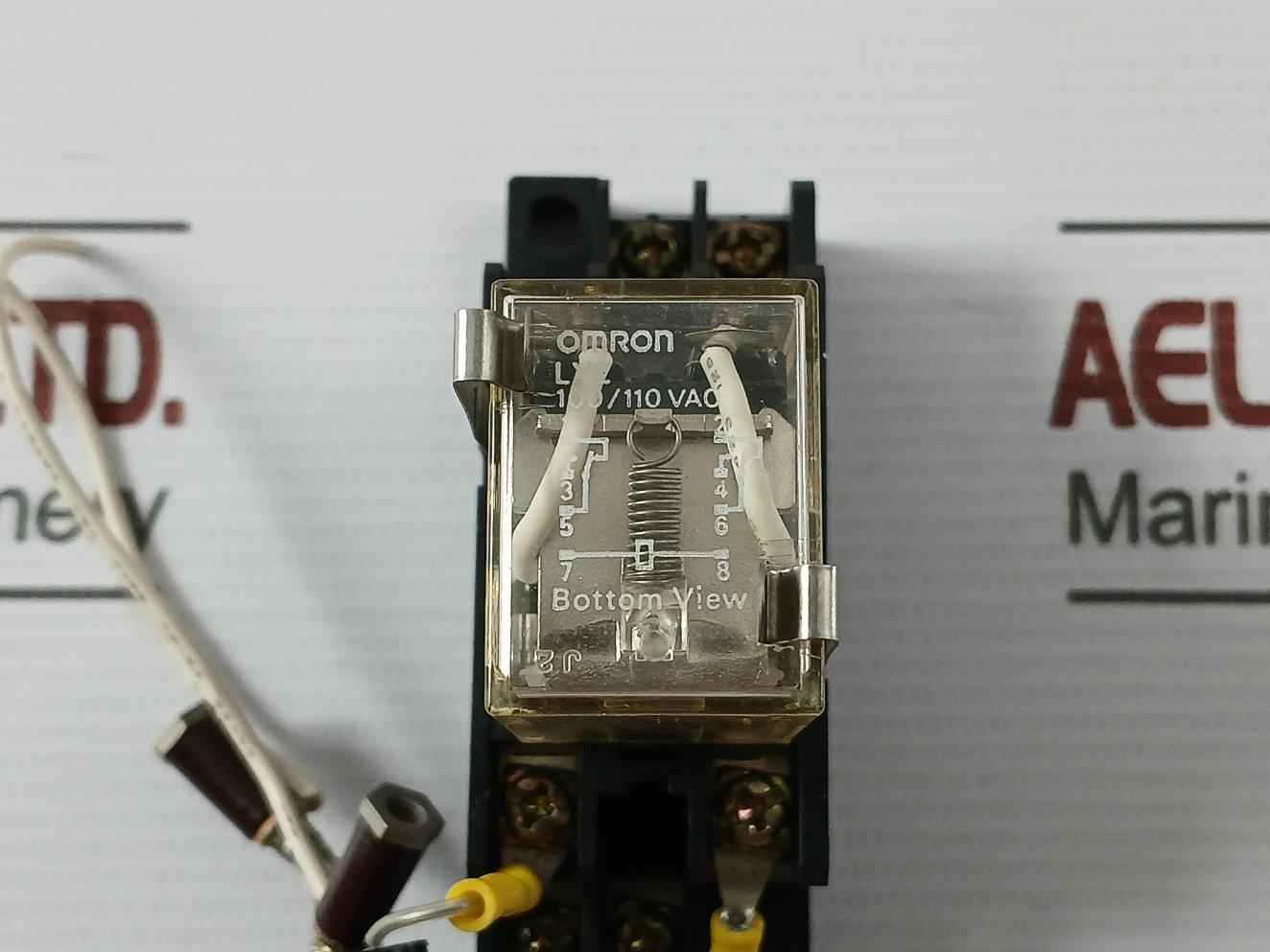 Omron Ly2 Relay With A Socket Base 100/110 Vac
