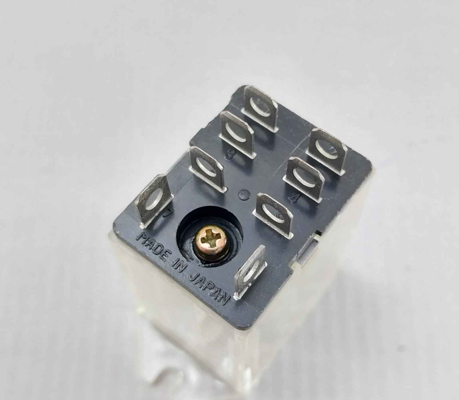 Omron Ly2Zf General Purpose Relay 24Vac 7A Iec255