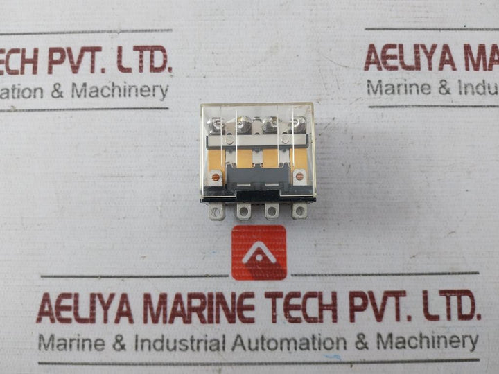 Omron Ly4N 14 Pin Relay 200/220 Vac Iec 255 0377Y3 10A 28Vdc
