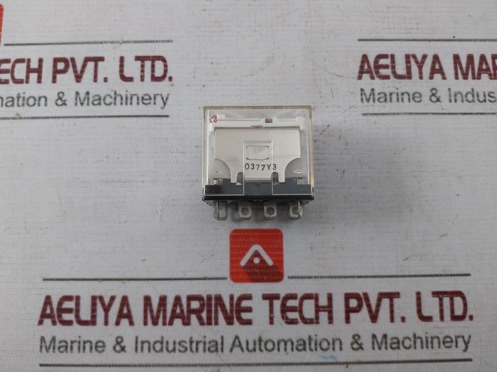 Omron Ly4N 14 Pin Relay 200/220 Vac Iec 255 0377Y3 10A 28Vdc