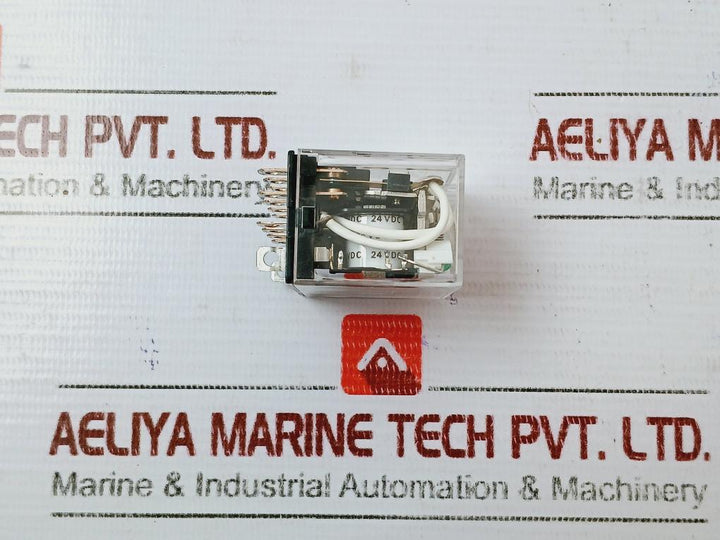 Omron Ly4n-d2 Plug-in Relay 24vdc 10a 110vac~/ 10a 240vac