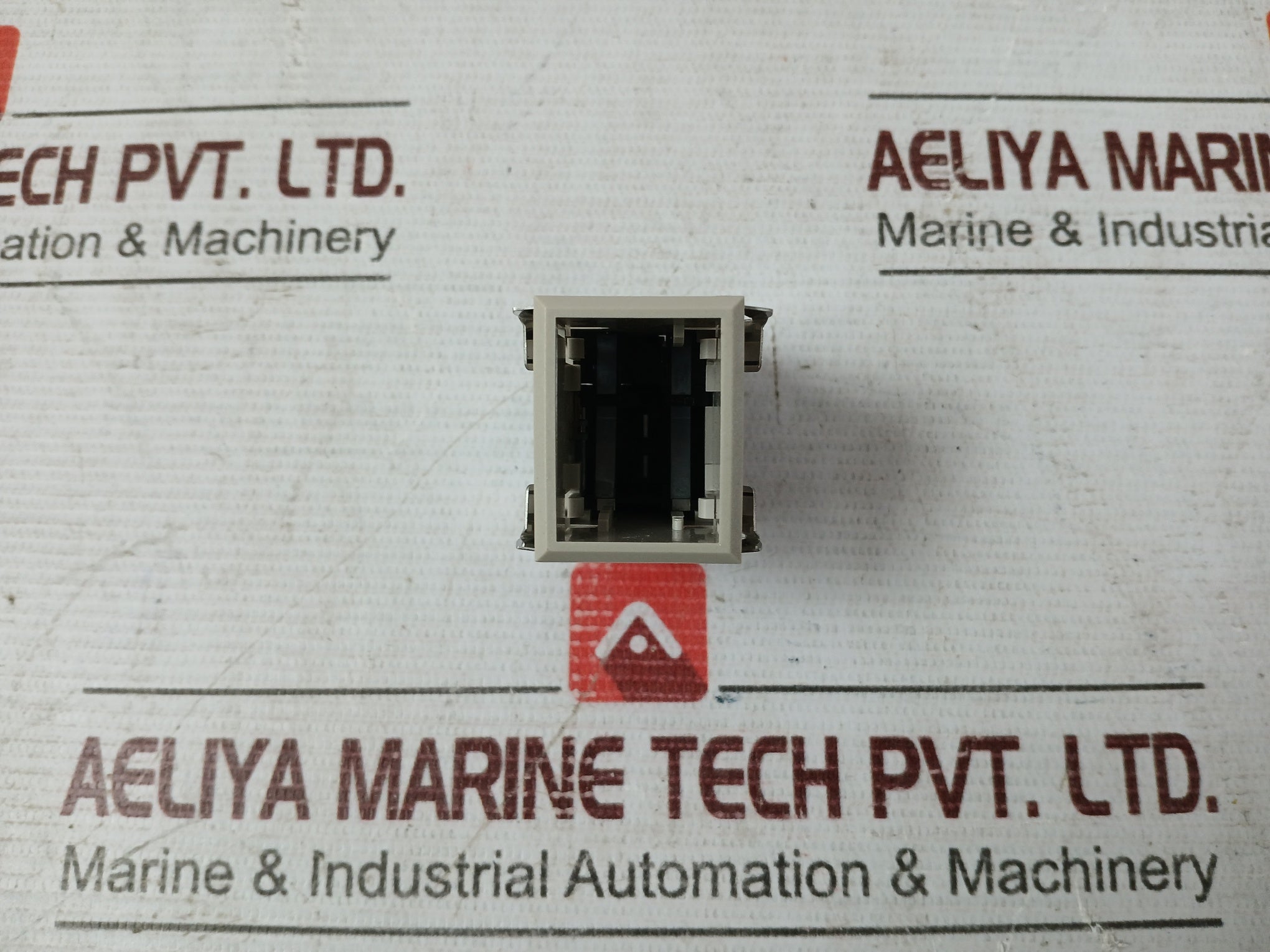 Lot of 2X OMRON M2pj-701 Lighted Push Button Switch Lamp Max 28V/.1.2W