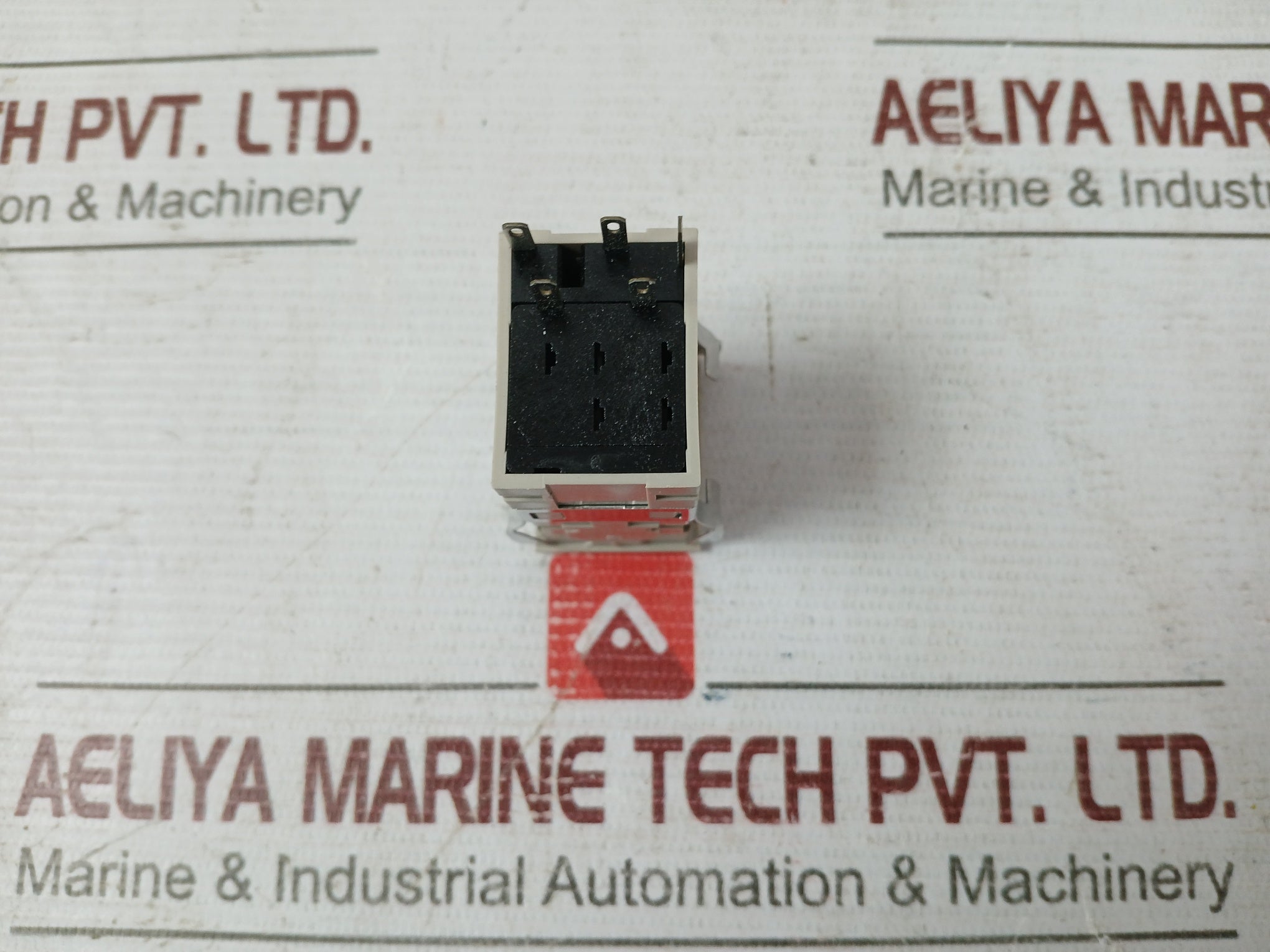 Lot of 2X OMRON M2pj-701 Lighted Push Button Switch Lamp Max 28V/.1.2W