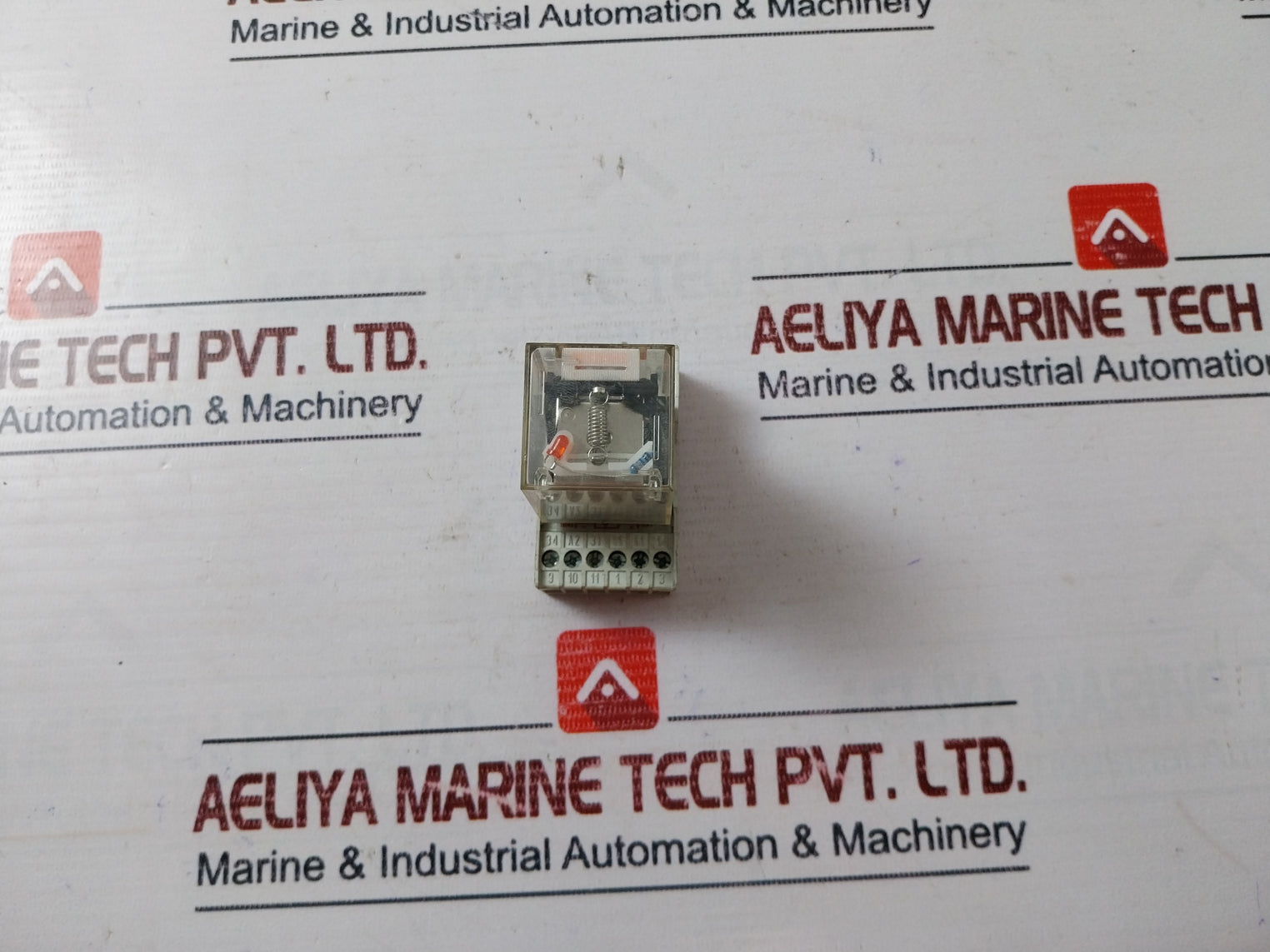 Omron Mk3P5-n Relay With Socket 250V Ac/28V Dc