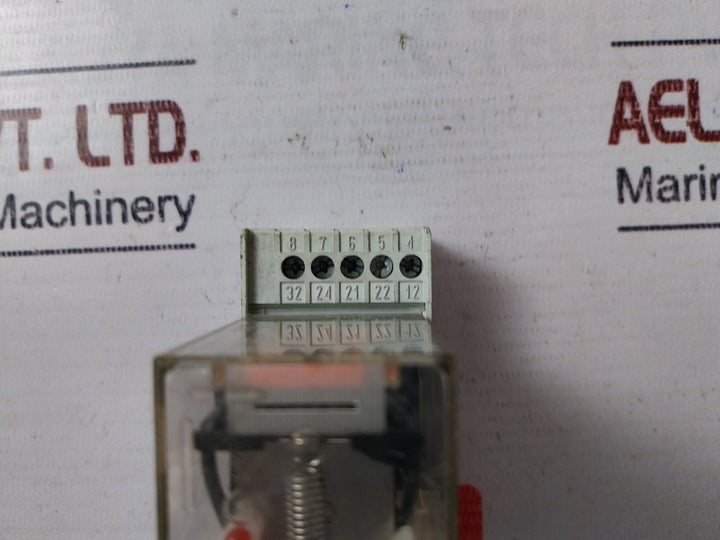 Omron Mk3P5-n Relay With Socket 250V Ac/28V Dc
