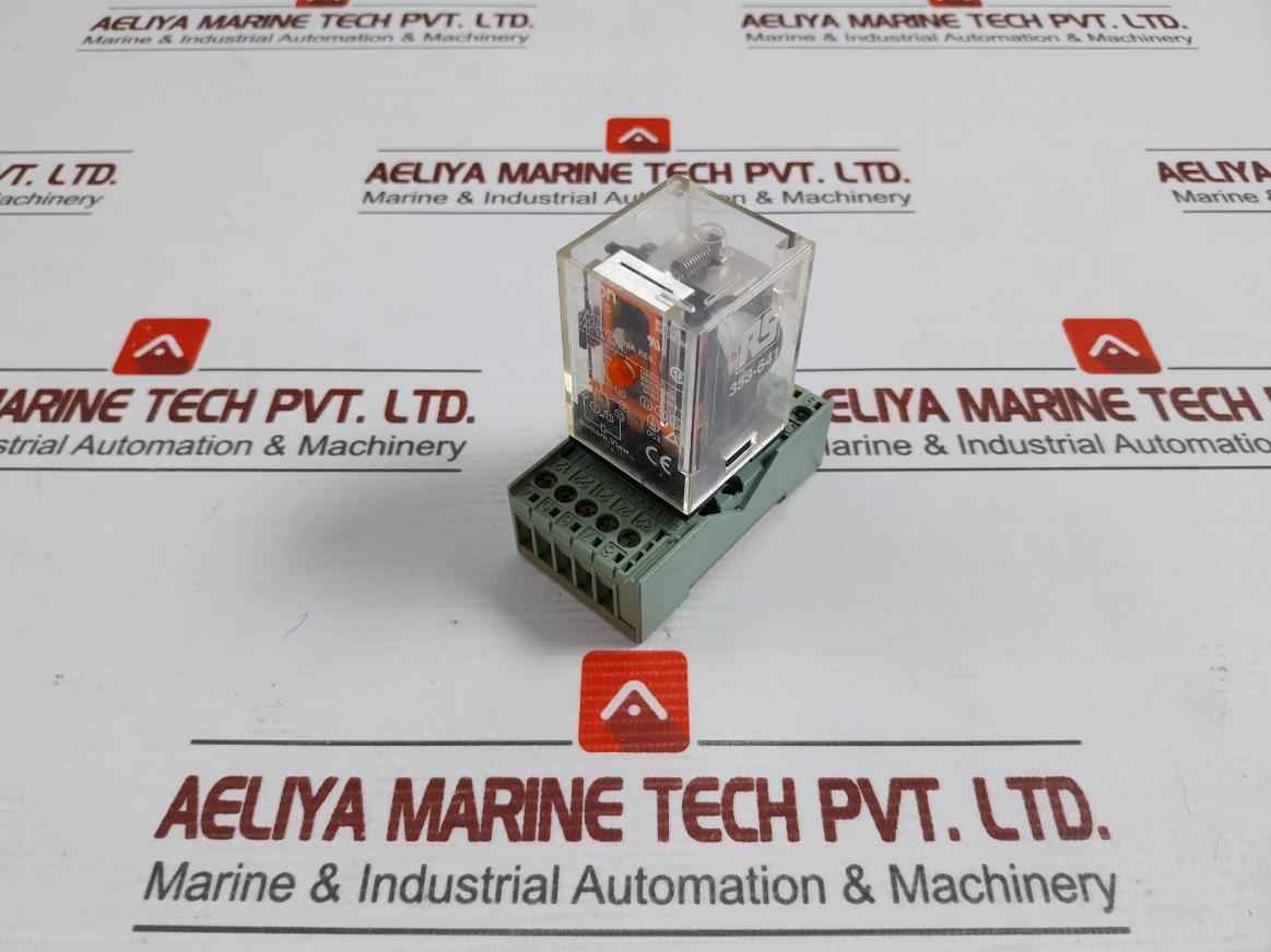 Omron Mk3P5-s Relay Socket 250Vac/28Vdc 10A Res