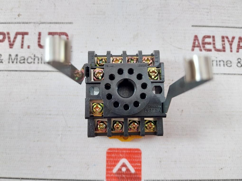 Omron Mk3P Power Relay 100/110Vac 250V 7.5A Pf113A