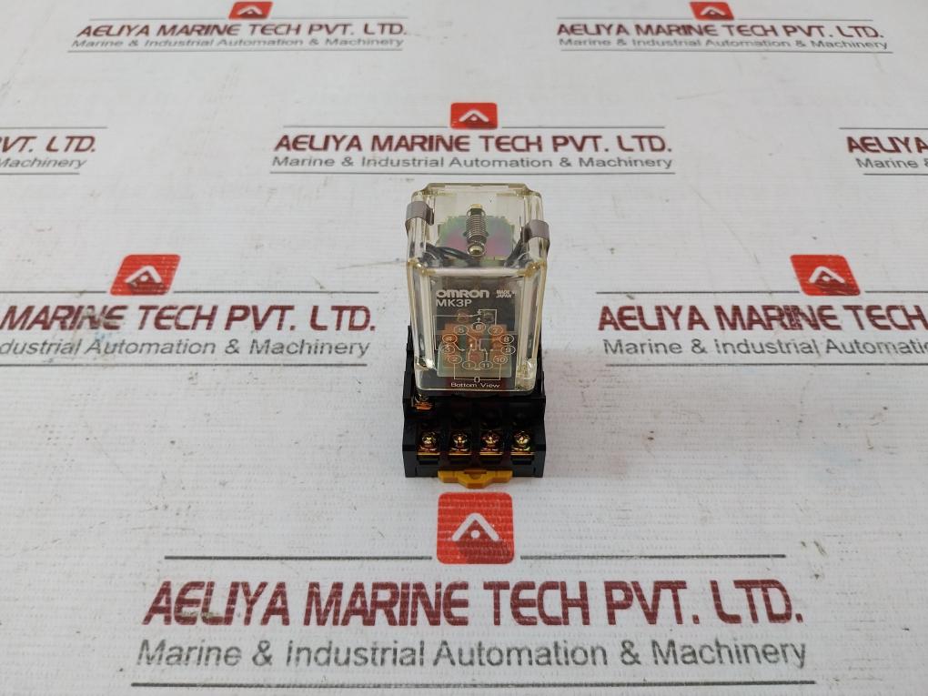 Omron Mk3P Power Relay 100/110Vac 250V 7.5A Pf113A