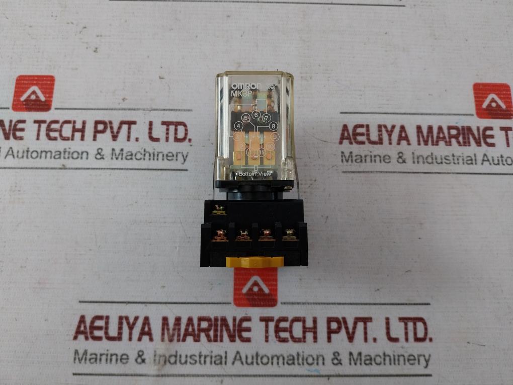 Omron Mk3P Power Relay 100/110Vac 250V 7.5A Pf113A