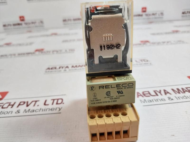 Omron Mk3Pn-5-s Relay Ct3-e20/H, Ps-11 250Vac/28Vdc 10A 50Ma 110Vac