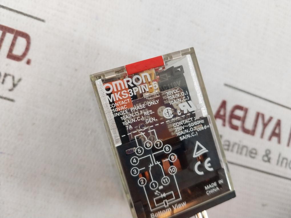 Omron Mks3Pin-5 Single Phase Relay With Base 250V Ac 50/60Hz 29812Ew 30V Dc