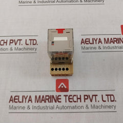 Omron Mks3Pin-5 Single Phase Relay With Base 250V Ac 50/60Hz 29812Ew 30V Dc