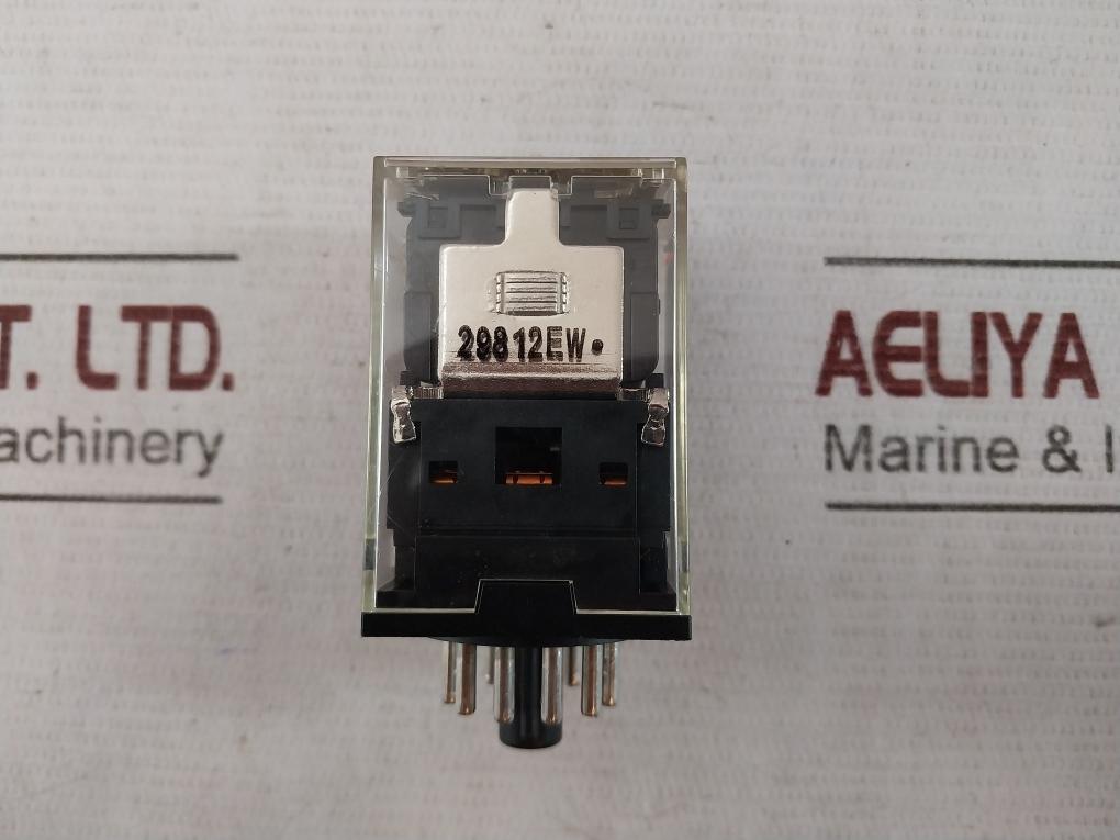 Omron Mks3Pin-5 Single Phase Relay With Base 250V Ac 50/60Hz 29812Ew 30V Dc
