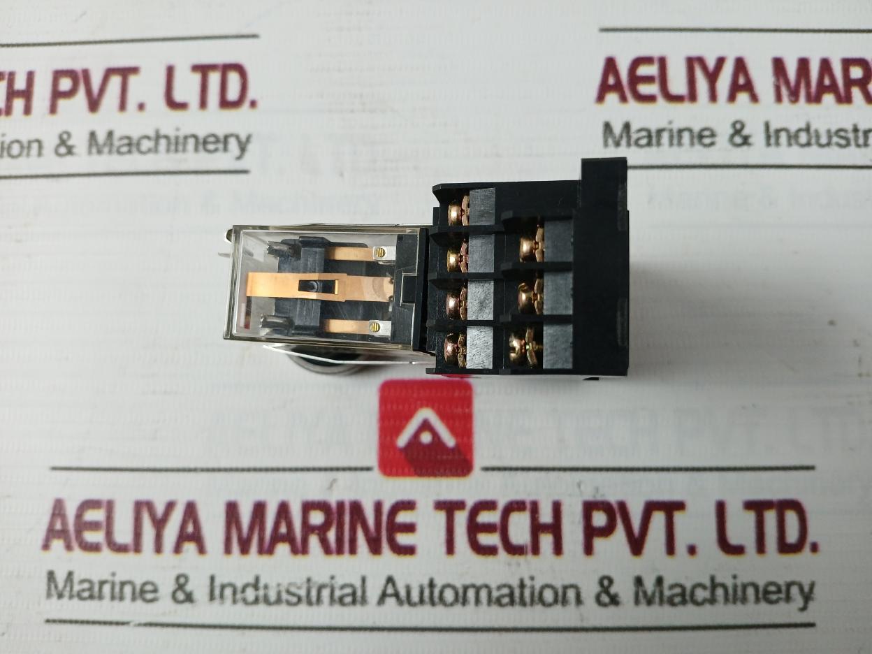 Omron My2K Miniature Power Relay 24 Vdc