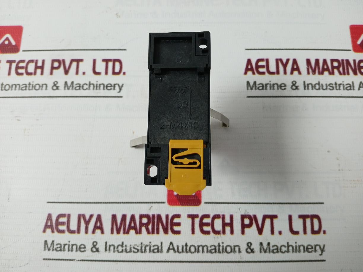 Omron My2K Miniature Power Relay 24 Vdc