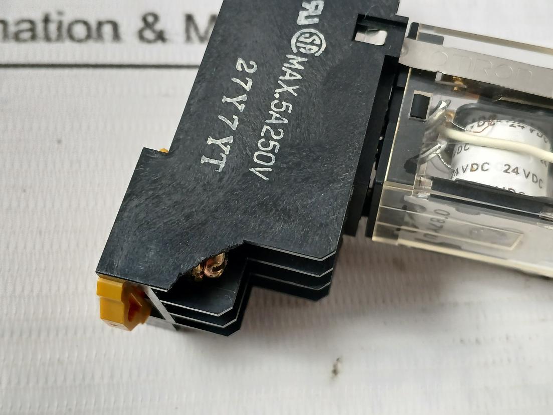 Omron My2K Miniature Power Relay 24 Vdc