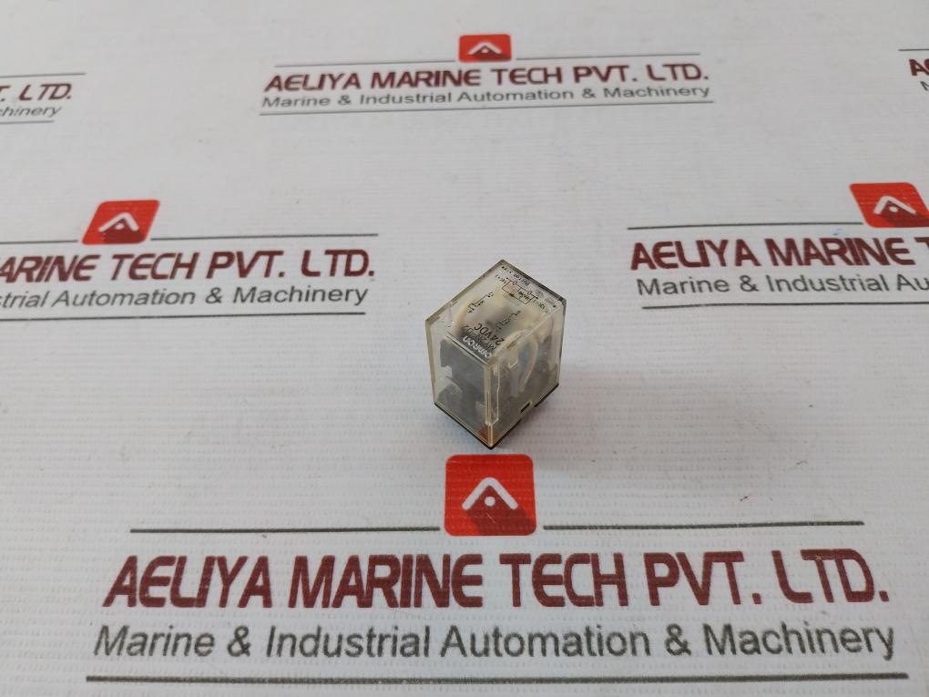 Omron My2N-d2 Miniature Power Relay 24Vdc 10A 250Vac 30Vdc 17Y9Y1