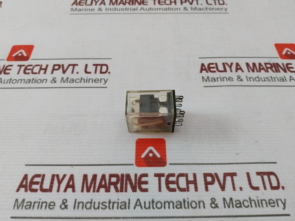 Omron My2N-d2 Miniature Power Relay 24Vdc 10A 250Vac 30Vdc 17Y9Y1