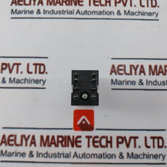 Omron My2N-d2 Relay 100/110Vdc, 5A 250Vac/5A 28Vdc