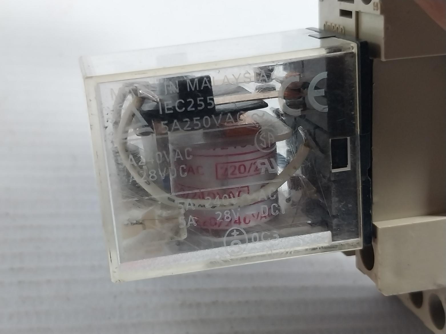 Omron My2N General Purpose Relay 220/240Vac 5A