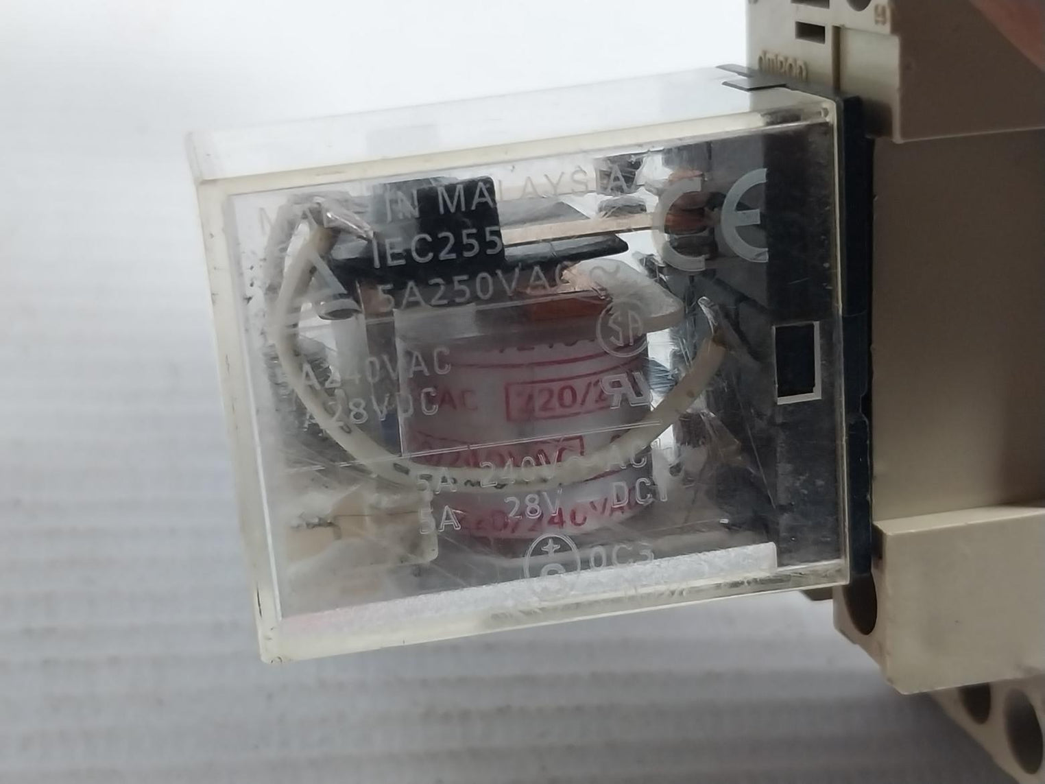 Omron My2N General Purpose Relay 220/240Vac 5A
