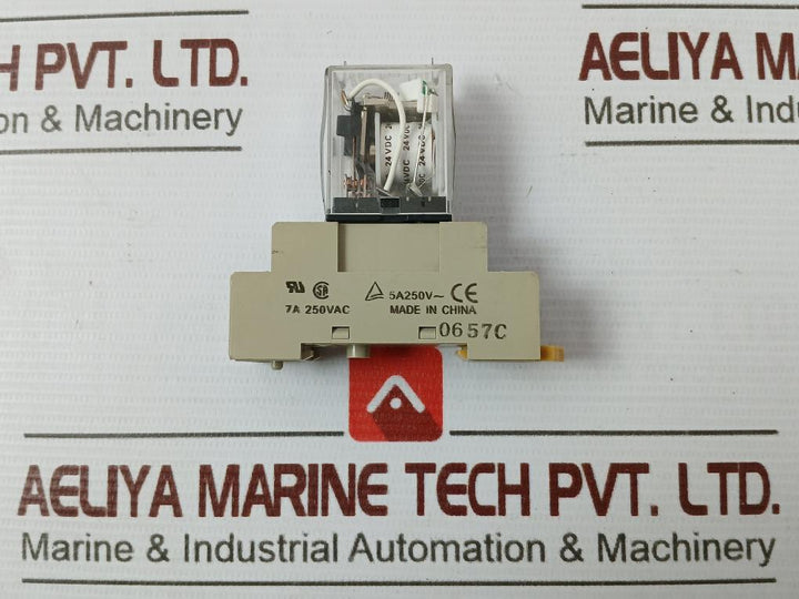 Omron My2N Miniature Power Relay With Socket Iec255 24V Dc 7A 250Vac