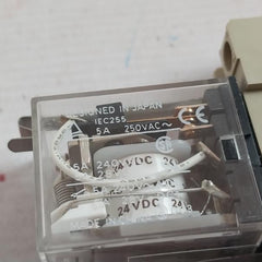 Omron My2N Power Relay 5A 240V-ac1 Iec255 24Vdc