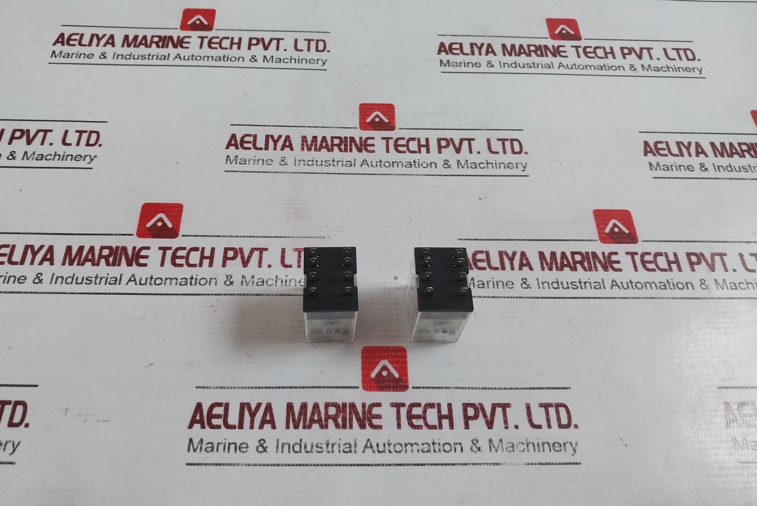 Omron My2 Relay 29X3Y1 24Vac 10A 250Vac 30Vdc