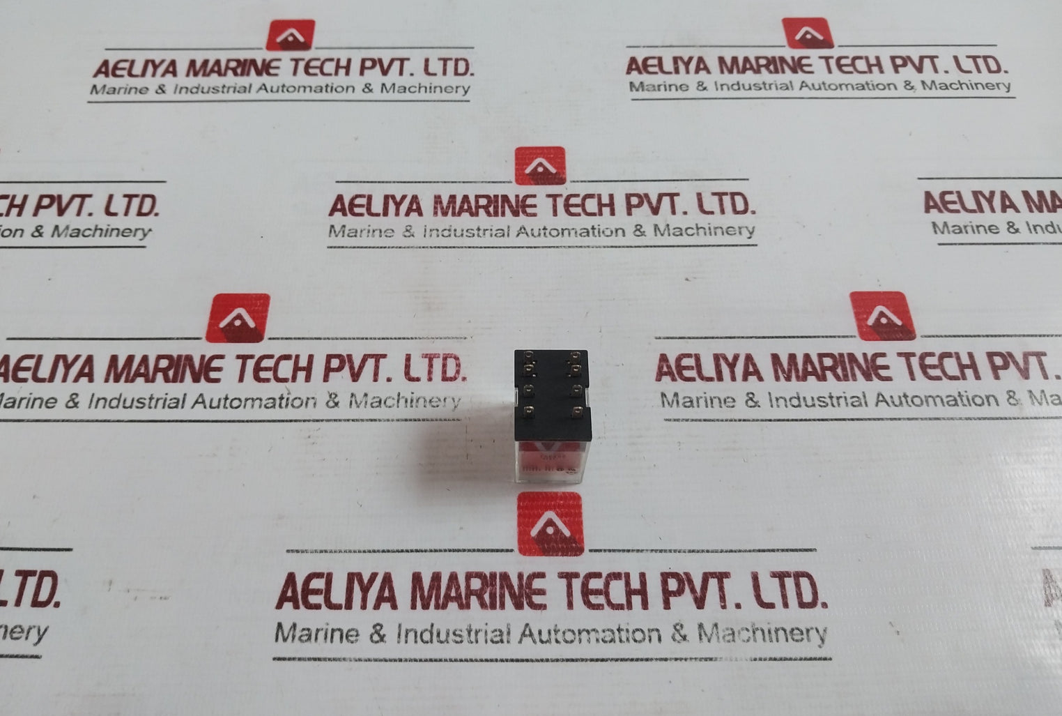 Omron My2 Relay 29X3Y1 24Vac 10A 250Vac 30Vdc