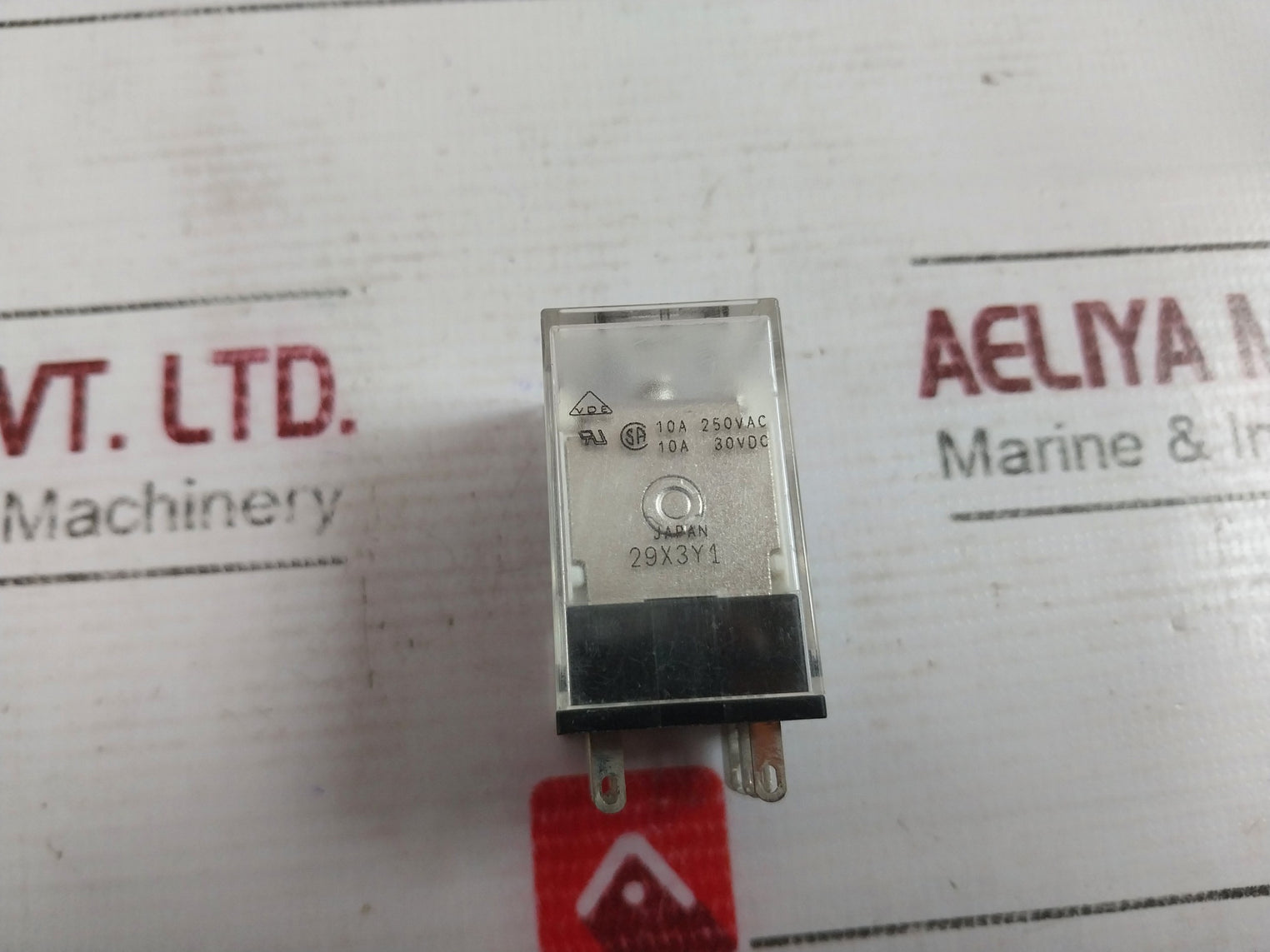 Omron My2 Relay 29X3Y1 24Vac 10A 250Vac 30Vdc