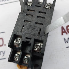 Omron My2zn Relay With Base 15a 200/220vac