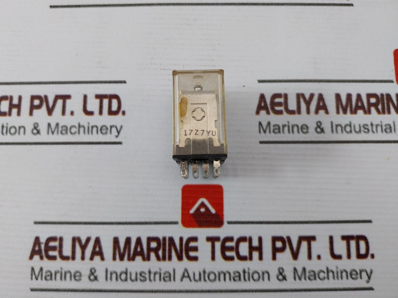 Omron My4 D Miniature Power Relay 5A 240V-ac1 5A 28V-dc1 24Vdc Oc3